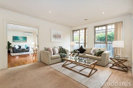 Spacious single level stunner with school zone appeal - Photo 3