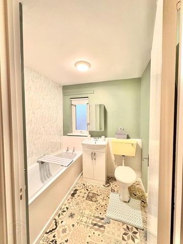 2 Catherine Street North, Belfast, BT2 8LR - Photo 5