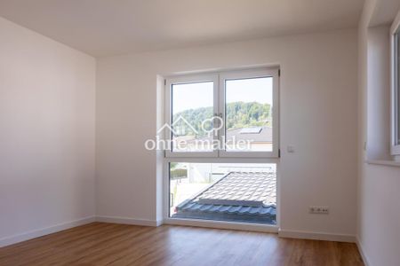 Neubau-Doppelhaushälfte mit Einliegerbereich & Garten – ideal für Familien oder Homeoffice - Photo 3