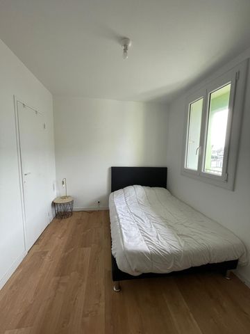 Location Appartement 4 pièces 64m² ST BRIEUC 22000 - Photo 4