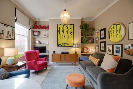 Flat To Let - Photo 2