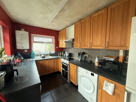 18 Ambrose Street - Photo 3