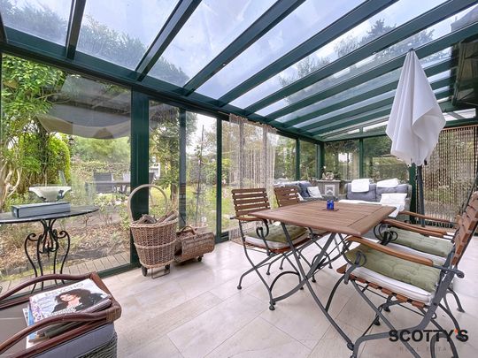 Woning met 4 slaapkamers en garage - Photo 1