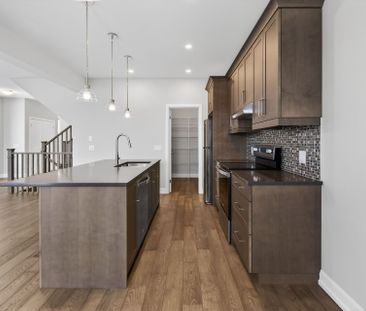 For Lease - 3951 Mitchell Crescent, Fort Erie, Ontario - Photo 5