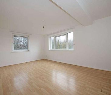 Tilehurst Court, Kersal Way, M7 - Photo 3