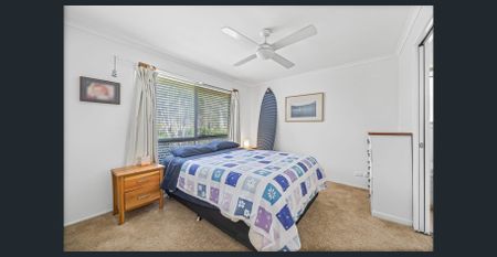 Modern Family Living in a Peaceful Arundel Cul-de-Sac - Photo 5