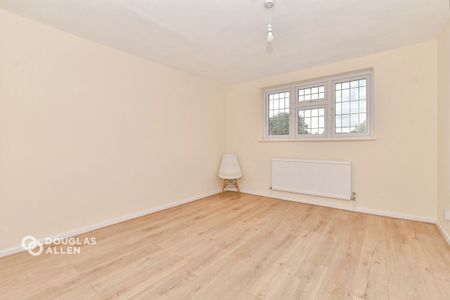 4 bedroom terraced house to rent - Photo 3