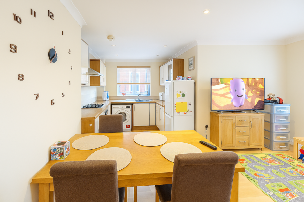 Dale Road, SO16 - Photo 1