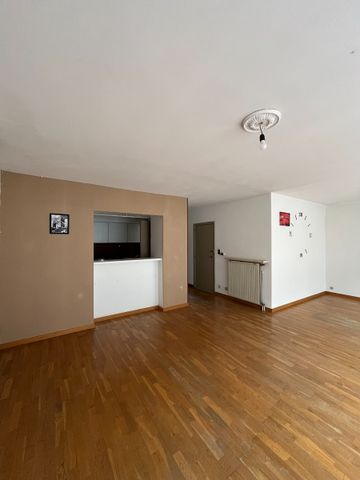 Appartement met 2 slaapkamers te huur in centrum Waregem - Photo 4