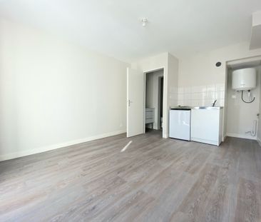 Location Appartement 1 pièce 17m² NIORT 79000 - Photo 5