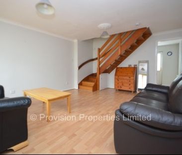 2 Bedroom Rentals in Leeds - Photo 5