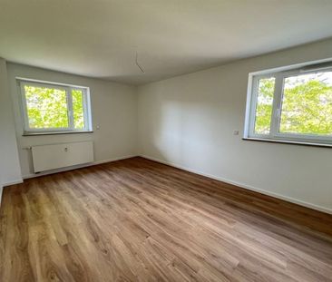 Neuwertige 3-Zimmer-Wohnung mit Südwestbalkon + TG-Stellplatz! Stad... - Photo 5