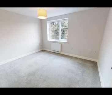 2 Bed Flat, George Street, M25 - Photo 5