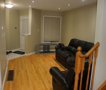 For Lease - 240 Mclevin Avenue Unit# Main, Toronto, Ontario - Photo 1