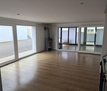 Doppel-Einfamilien-Haus 5.5 Zimmer in Emmetten zu vermieten - Photo 1