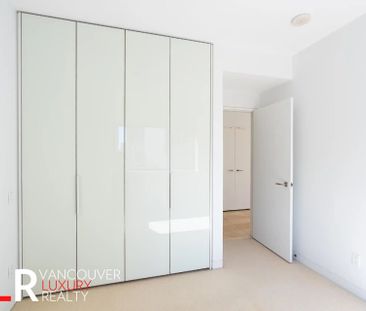 None in Vancouver West Side, BC - Photo 3