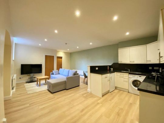 1 bedroom Flat To Let - Photo 1