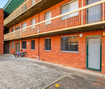 4/5 Charles Street, Queanbeyan NSW 2620 - Apartment For Rent | Domain - Photo 5
