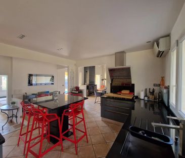 Location Maison 5 pièces 146m² LE ROURET 06650 - Photo 4