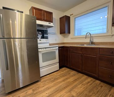 For Lease - 678 OXFORD Street, London East, Ontario - Photo 1