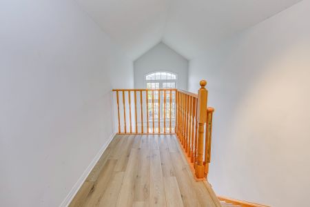 For Lease - 5260 Mcfarren Boulevard Unit# 102, Mississauga, Ontario - Photo 3