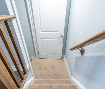 For Lease - 113 Echovalley Drive, Hamilton, Ontario - Photo 4