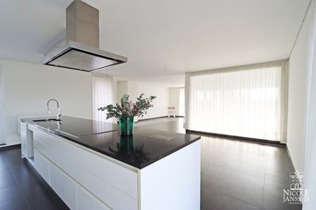 Instapklaar penthouse met drie slaapkamers en ruime terrassen - Photo 5