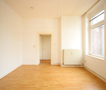 STUDENTEN AUFGEPASST! GEMÜTLICHES APARTMENT NAHE DES KREFELDER AMTS... - Foto 1