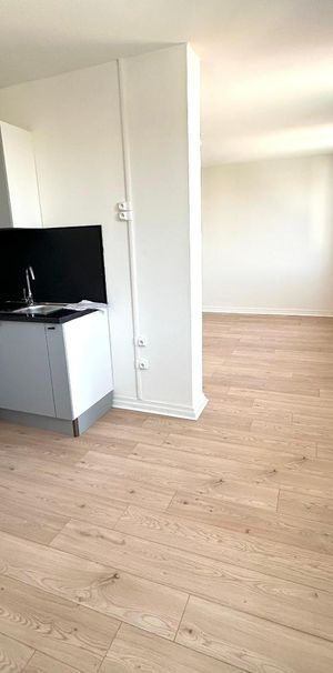 Location Appartement 2 pièces 39m² ST ETIENNE 42000 - Photo 1