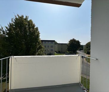 Neue Wohnung, neues Glück! Individuelle 2-Zi.-Wohnung - Foto 1