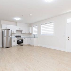 Ground level suite, newer home - 1 pet friendly - Photo 2