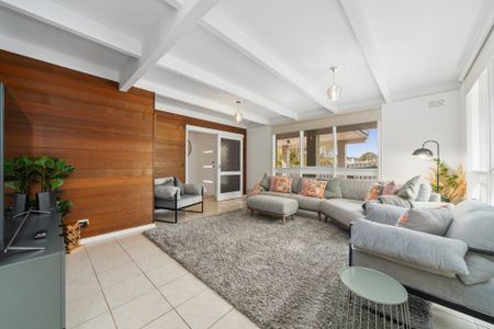 25 Neville Drive, - Photo 3