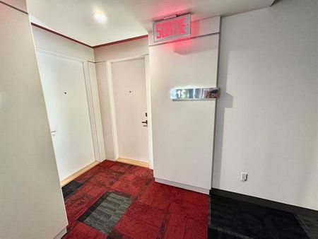 2160 Av. Terry Fox - Photo 4