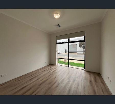 90A Webb St, Queenstown, SA 5014 - Photo 5