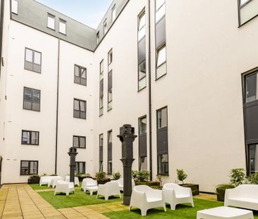 1 bedroom private hall to rent - Photo 4