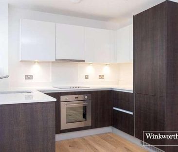 Prytaneum Court, Green Lanes, London, N13 - Photo 3