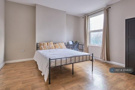 3 bedroom terraced house to rent - Photo 4