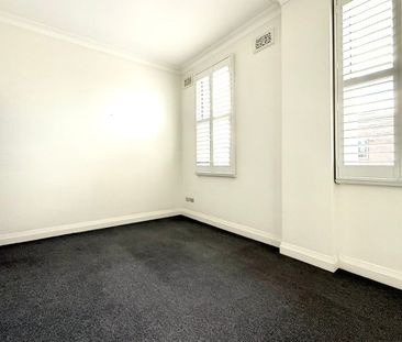 Spacious 4-Bedroom Townhouse | Modern Living in Prime Leichhardt Lo... - Photo 3