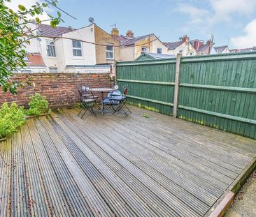 2 bedroom house to rent - Photo 3