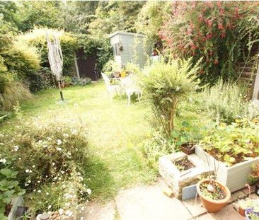 3 bedroom terraced house to rent - Photo 5