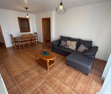 Alquiler de piso en Calle Witiza - Photo 2