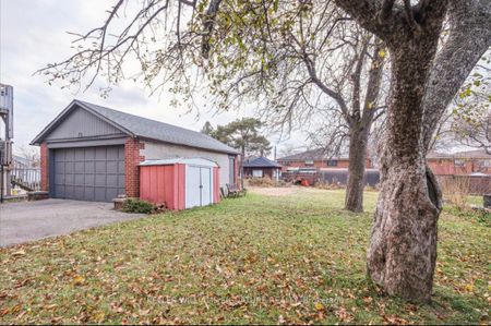 For Lease - 214 Queenslea Avenue Unit# 2nd floor Room1, Toronto, Ontario - Photo 5