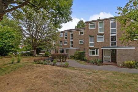Harrowdene Gardens, Teddington, TW11 - Photo 3