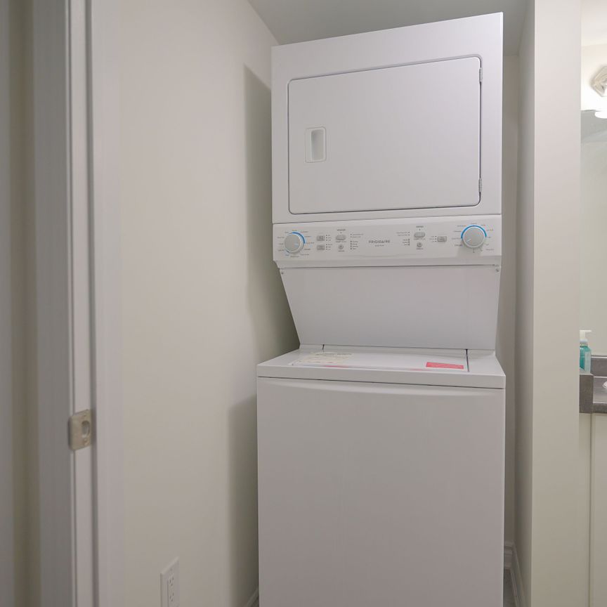 For Lease - 2789 Eglinton Avenue Unit# 430, Toronto, Ontario - Photo 1