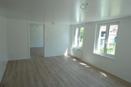Charmante 2.5-Zimmer-Wohnung mit Parkplatz in Walzenhausen - Photo 3