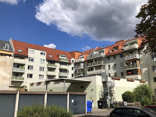 Geräumige Singlewohnung mit guter Verkehrsanbindung - Foto 1