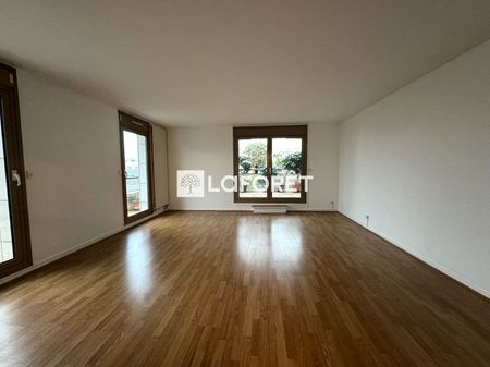 Apartment - Photo 2