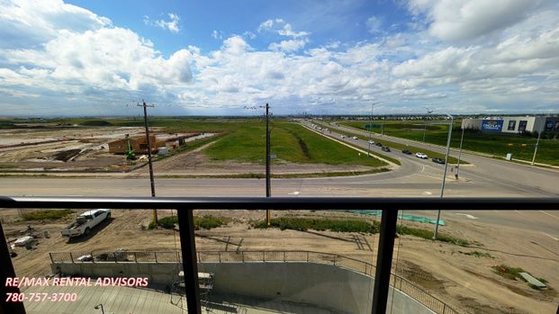 BRAND NEW 1 BED, 1 BATH 5th-FLOOR APARTMENT W/AN UNDERGROUND PARKING STALL IN THE COMMUNITY OF EAST HILLS CROSSING - Photo 1