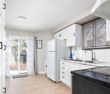 For Lease - 44 Glovers Road, Oshawa, Ontario - Photo 1