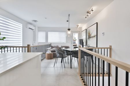 Rue Hutchison, H2V 4A1, Montréal - Photo 2